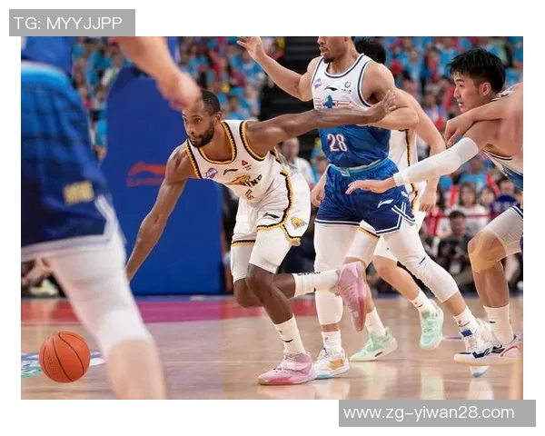 CBA辽宁队对阵新疆队精彩直播全程回顾与分析